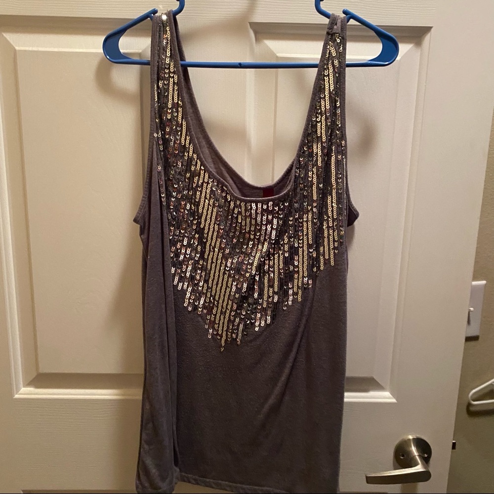 Pure energy tank size 2 (fits like a 3)
